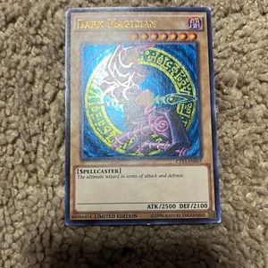 Really rare dark magician 1996 Limited edition card great condition
